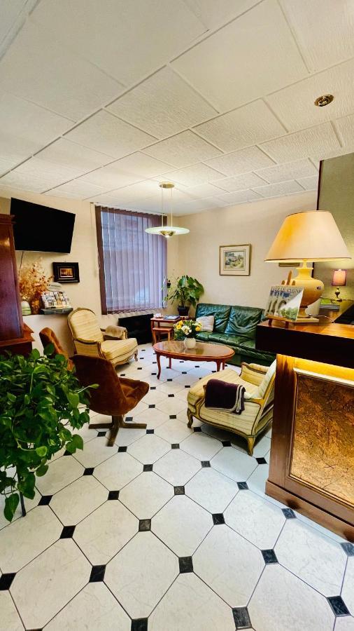Le Cygne Hotel 2*